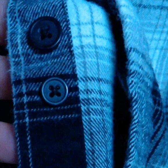 Boston Traders men's flannel shirt in a black and white plaid pattern. XL Mens - Picture 9 of 9